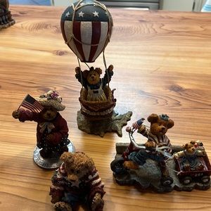 Boyd’s bear’s and friends